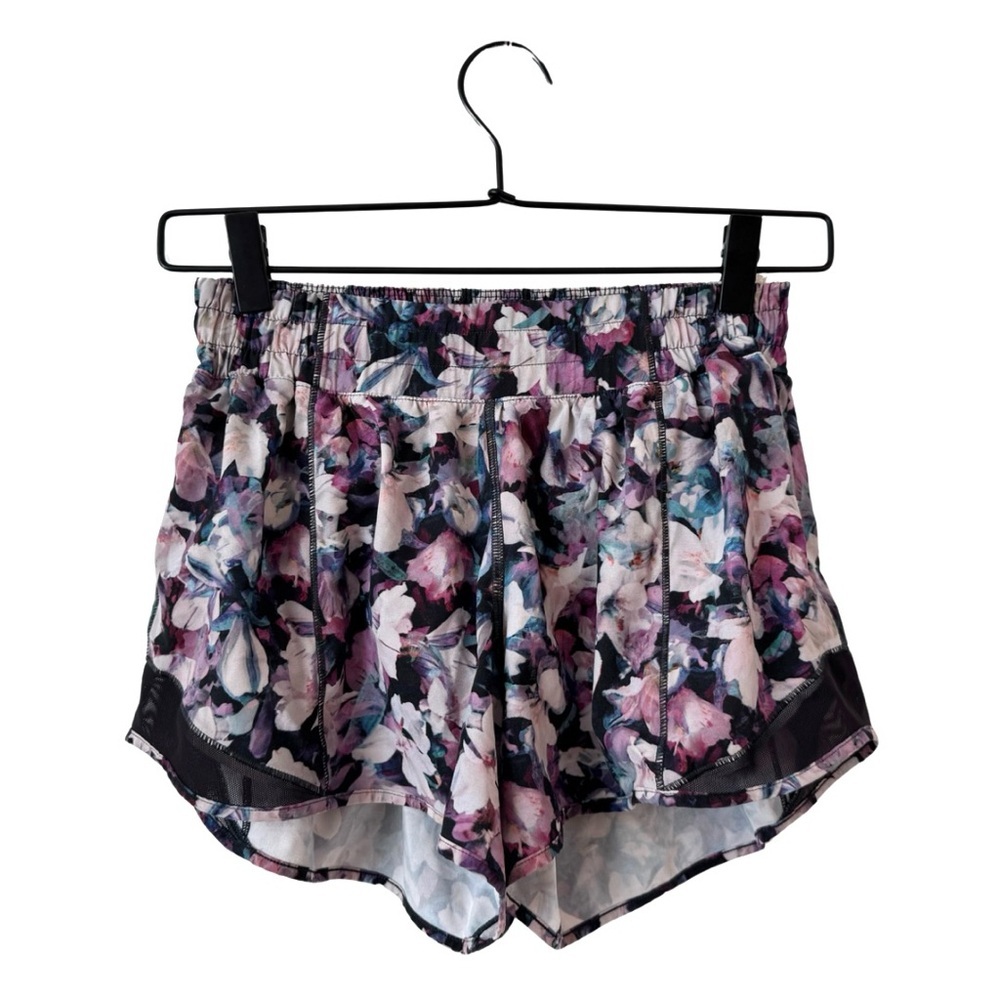 Lululemon Hotty Hot Short II 4” Inseam 6 Utopia Multi Deep Phantom Floral Run